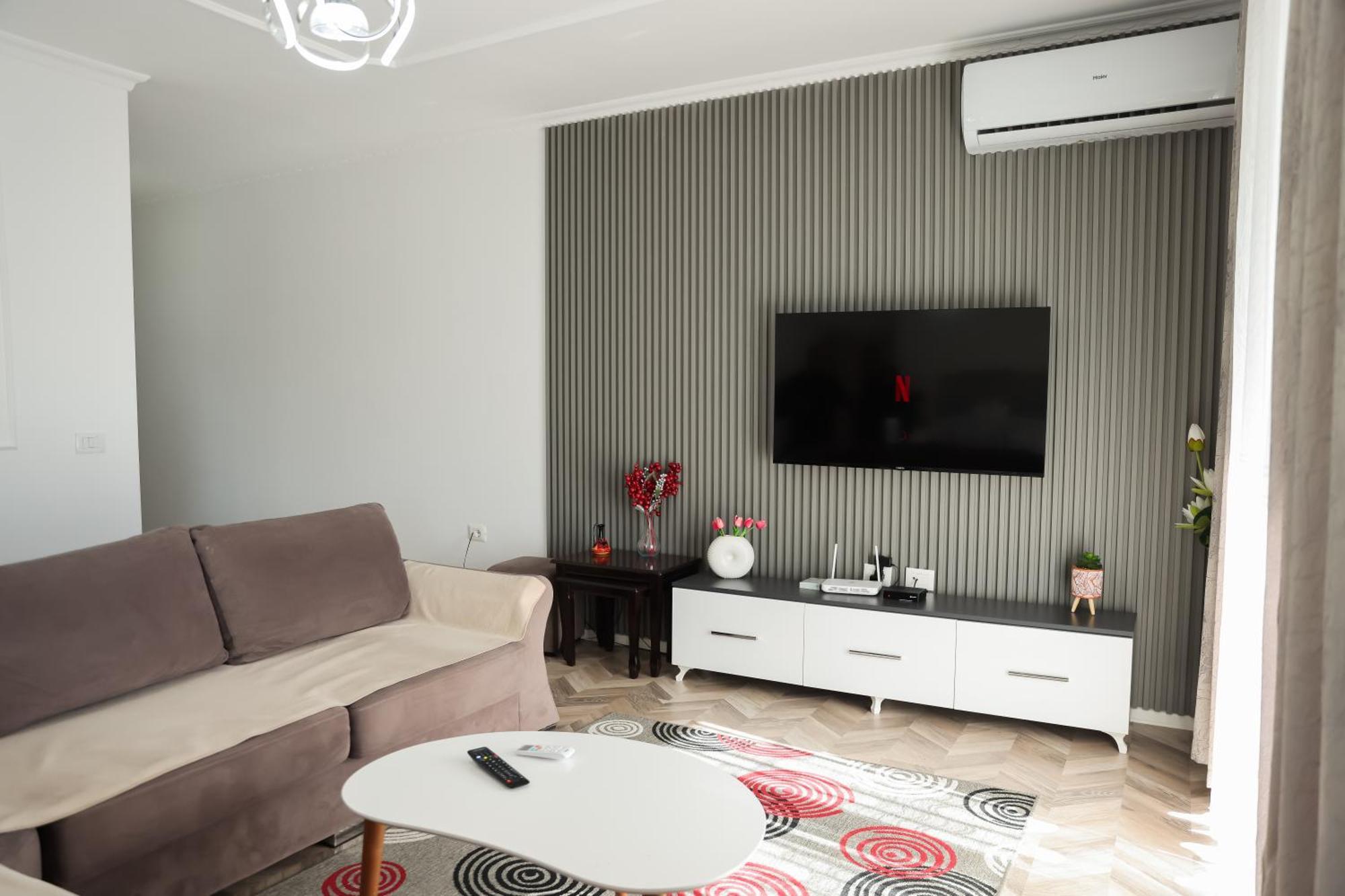Family Apartment Tirana Exterior photo